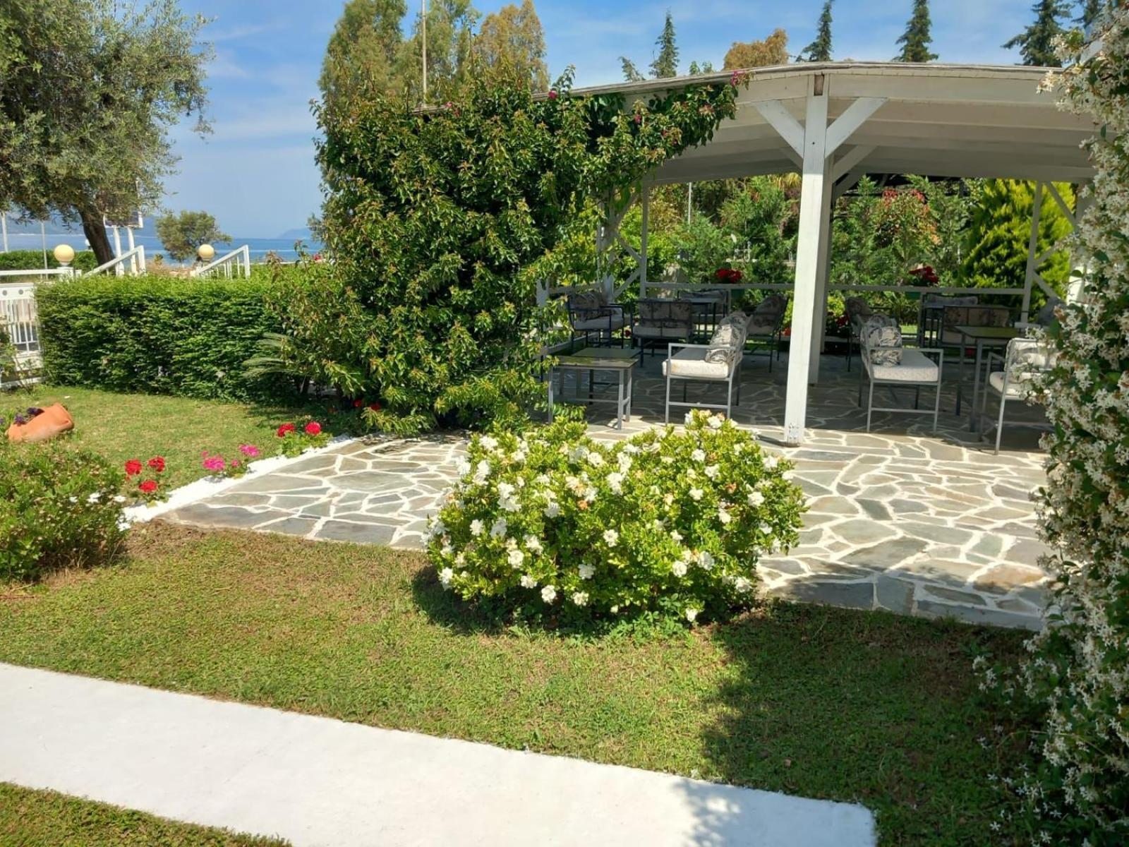 Nili Hotel Vlorë Eksteriør billede