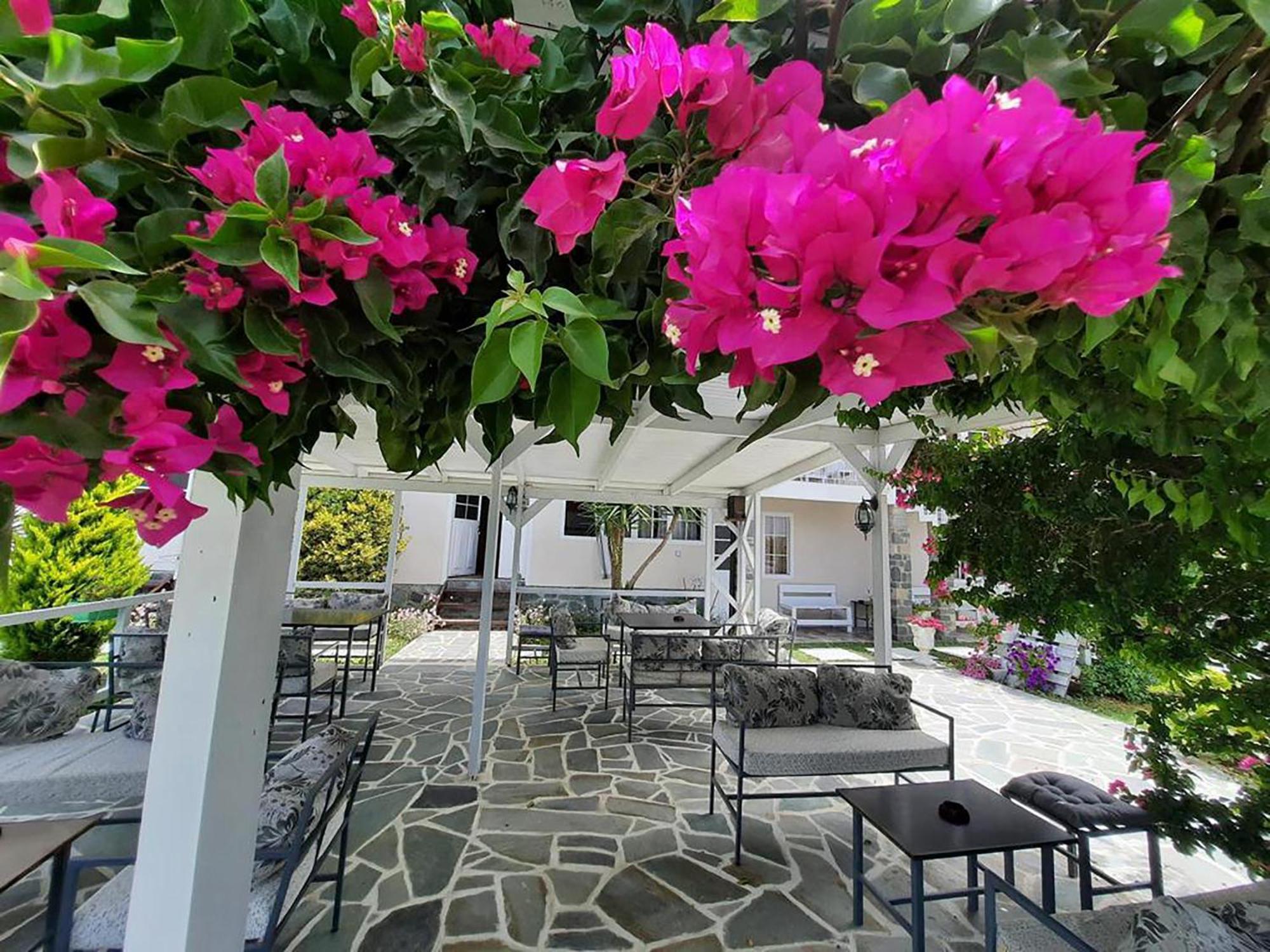 Nili Hotel Vlorë Eksteriør billede