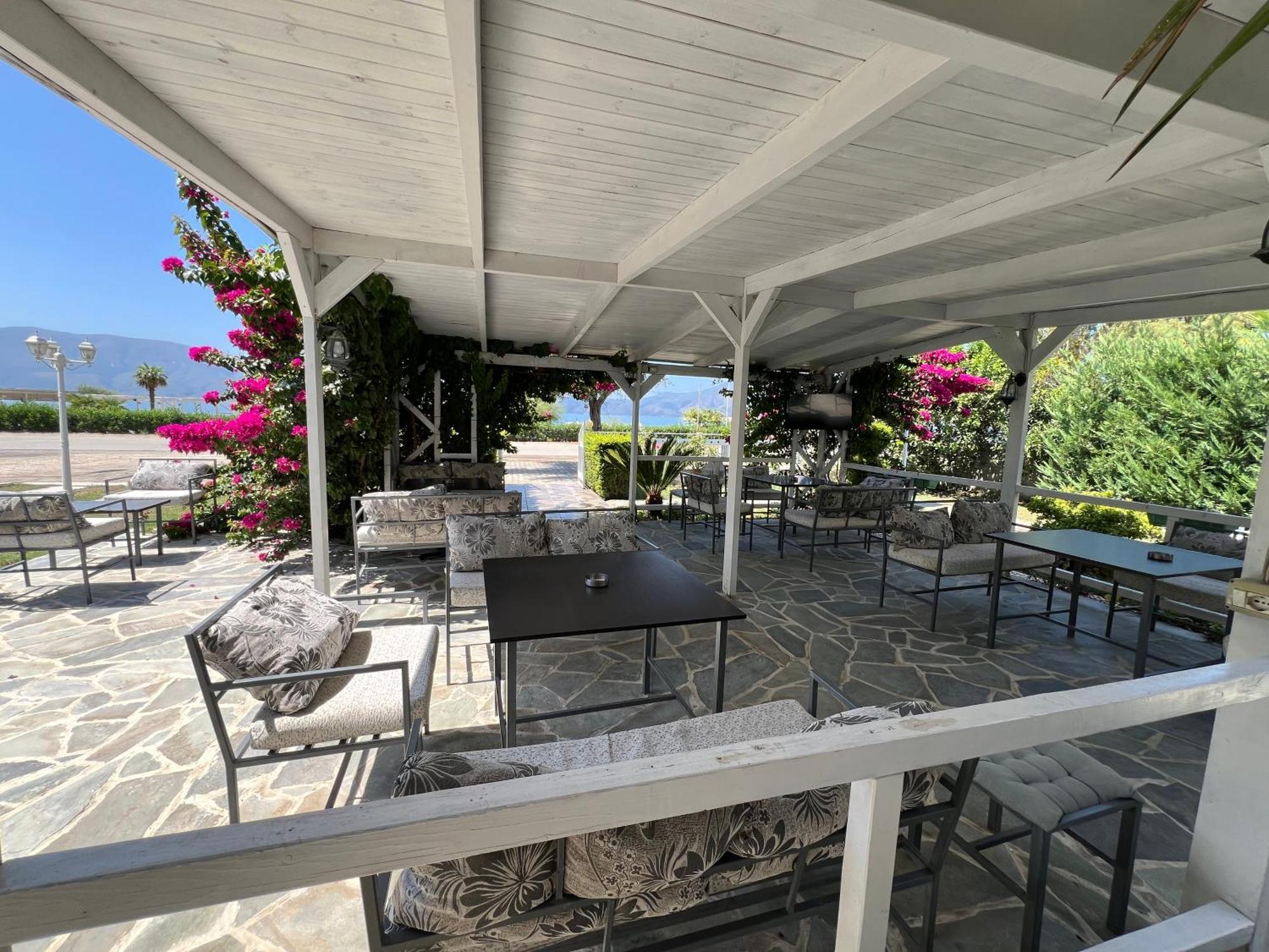 Nili Hotel Vlorë Eksteriør billede